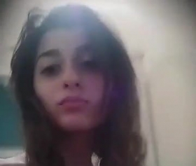 Bu kızı görüpde 31 çekmemek elde değil türk genç kız fulya banyoda