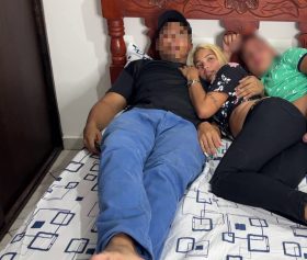 askerlik arkadaşımın çıtır karısına dayadım